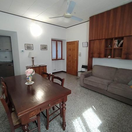 Il Giardino Dei Fiori Apartment Mandello del Lario Luaran gambar