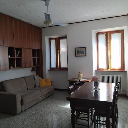 Il Giardino Dei Fiori Apartment Mandello del Lario Luaran gambar
