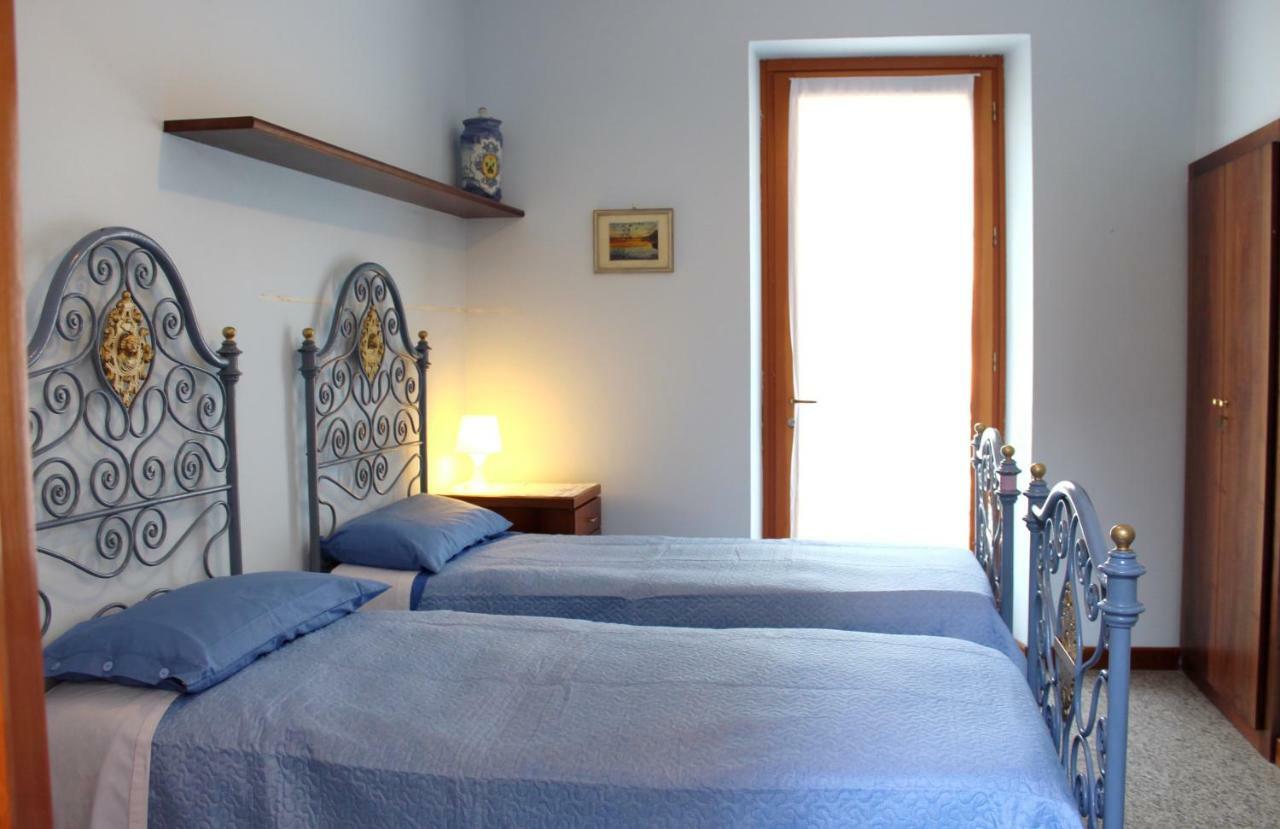 Il Giardino Dei Fiori Apartment Mandello del Lario Luaran gambar